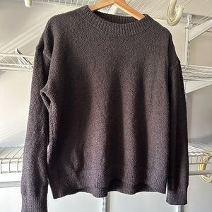 Uniqlo Fluffy Soft Mock Neck Sweate-Medium